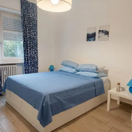 Azzurro Appartement *